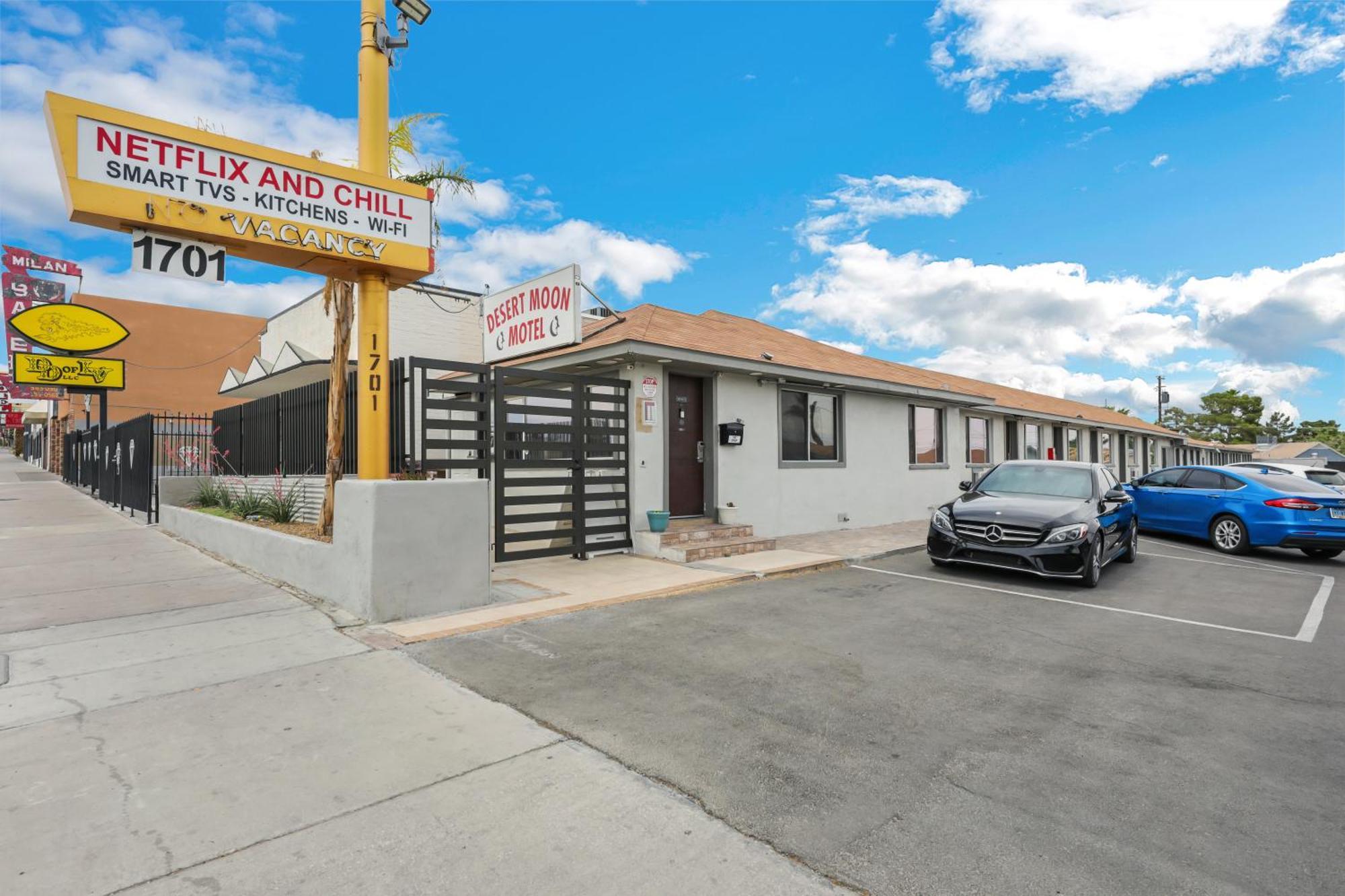 Desert Moon Motel Las Vegas Bagian luar foto